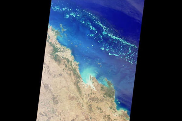 La Gran Barrera de Coral desde el Espacio - NASA